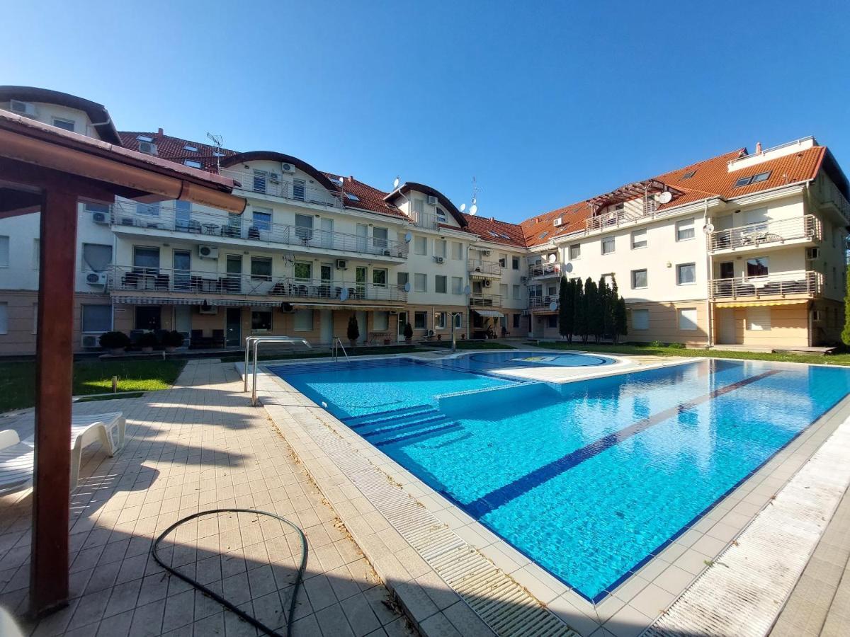 Myrelax Apartment - Хайдусобосло Экстерьер фото